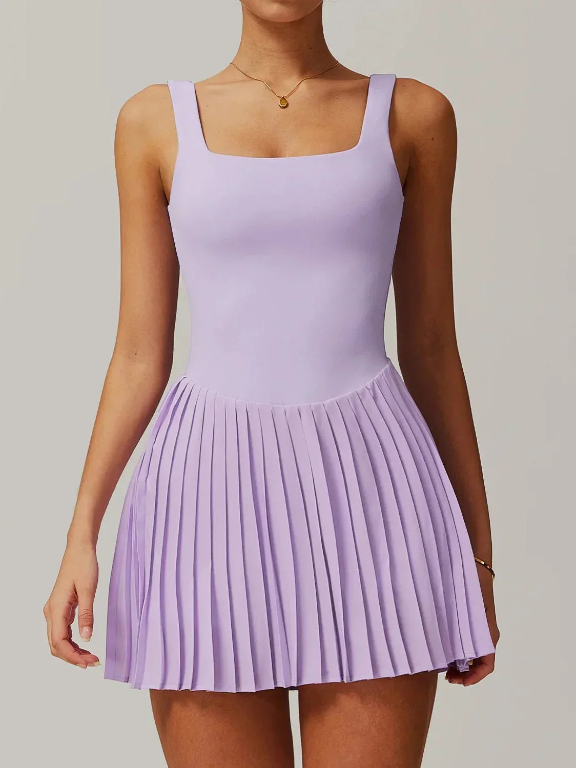 Sportieve Damesjurk – Elegant & Functioneel