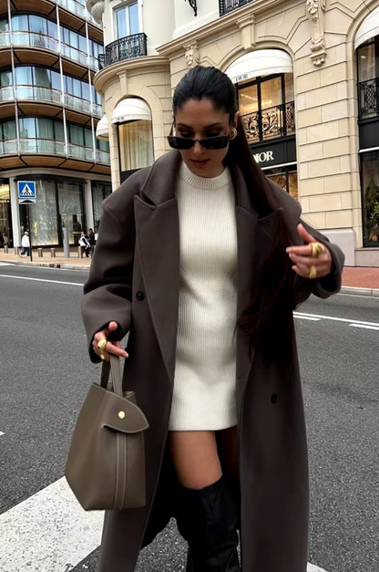 Valentina Oversized Manteljas